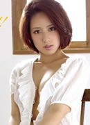 麻生希