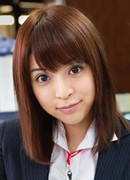 新村あかり