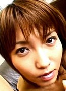 富岡ありさ