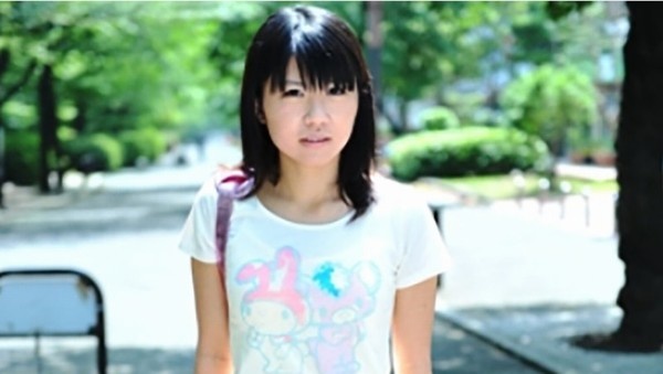 【なっちゃん(18)】 平成生まれの素人パイパンおさな妻夫責め2穴スワップ依頼調教乱交 岡村夫妻編 なっちゃん(18)