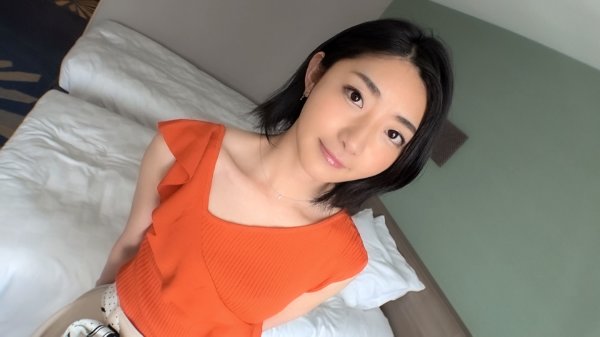 【初撮り】【小顔美人】【浮気SEX】お花屋さんで働く看板娘。結婚前に裏切りの背徳SEX。想像も出来ないほどの痴態が… ネットでAV応募→AV体験撮影 1052 MGS