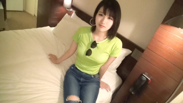 【初撮り】【桃色Fカップ】【ウェイ系DJ】笑った顔が幼い高身長のクラブDJ。「遊んでない!」と言う彼女はベッドの上でウソがバレる。 ネットでAV応募→AV体験撮影 1053 MGS