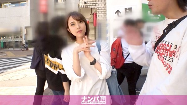 マジ軟派、初撮。 1422 人通りの少ない板橋で見つけたのは…ショートパンツにショートヘアのアクティブ系JD!「学校の単位がヤバい!!」急ぐ彼女を引き止めて、ホテルへ連れ込みエッチなイタズラを敢行!恥ずかしがる彼女の目の前に勃起チ●ポを見せてみた結果…!? MGS