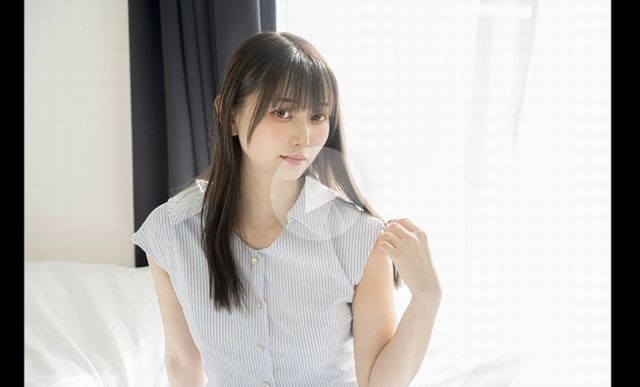 【100%清純】人気ティーン誌の『元専属モデル』ガチ生中出しプライベート希少個撮公開。※お急ぎ下さい - 素人