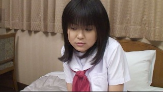 [【いちの】 GiIRLS&amp;BOUGA すっべすべ真正パイパン現役女子〇生がイってもやめない強烈ピストンで本気汁まみれでおもらししちゃうほど忘我しっぱなし いちの]