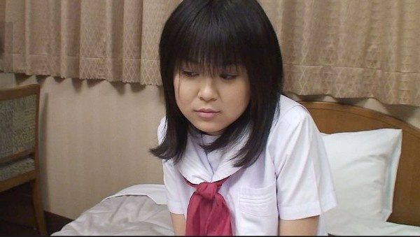 【いちの】 GiIRLS&amp;BOUGA すっべすべ真正パイパン現役女子〇生がイってもやめない強烈ピストンで本気汁まみれでおもらししちゃうほど忘我しっぱなし いちの