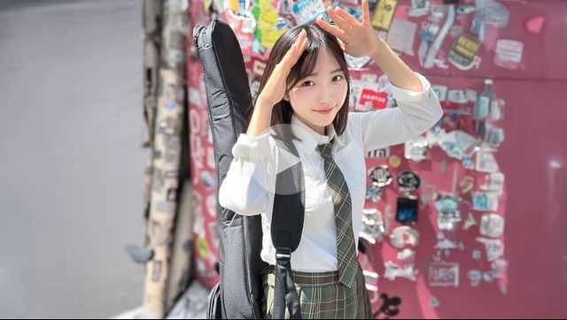 身長140cm 軽音楽コンテスト本選出場18歳。剛毛陰部にピル無し2連続中出し。高額条件で成立した個人撮影記録 - 素人