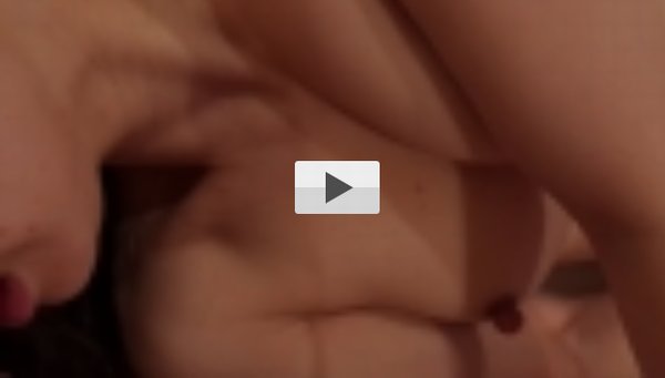 人妻OL奈央 動画2 指だけでビクンビクンと何度も逝く身体