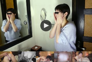 [スッピン熟女 〜童顔妻の乱れたアヘ顔〜]