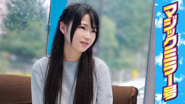 まい(19)アパレル店員
