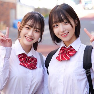 Nagisa & Miko - 业余成人视频